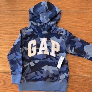 NWT! Gap Toddler Boy Size 4T Blue Camo Logo Hoodie
